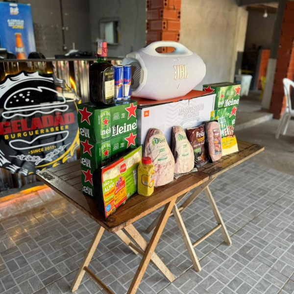 BOOMBOX BRANCA + KIT